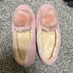 Bear paw womens slippers, size 10